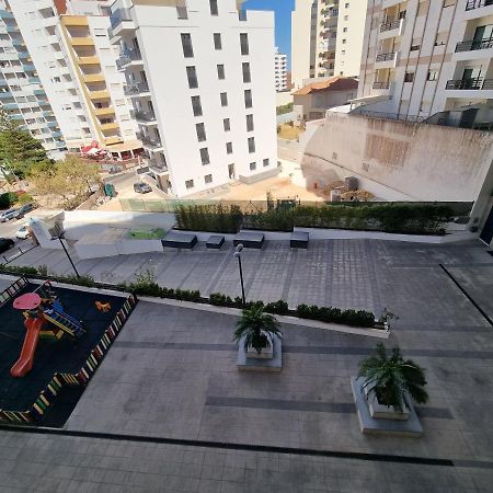 Apartamento Na Praia Com Estacionamento Portimão Esterno foto