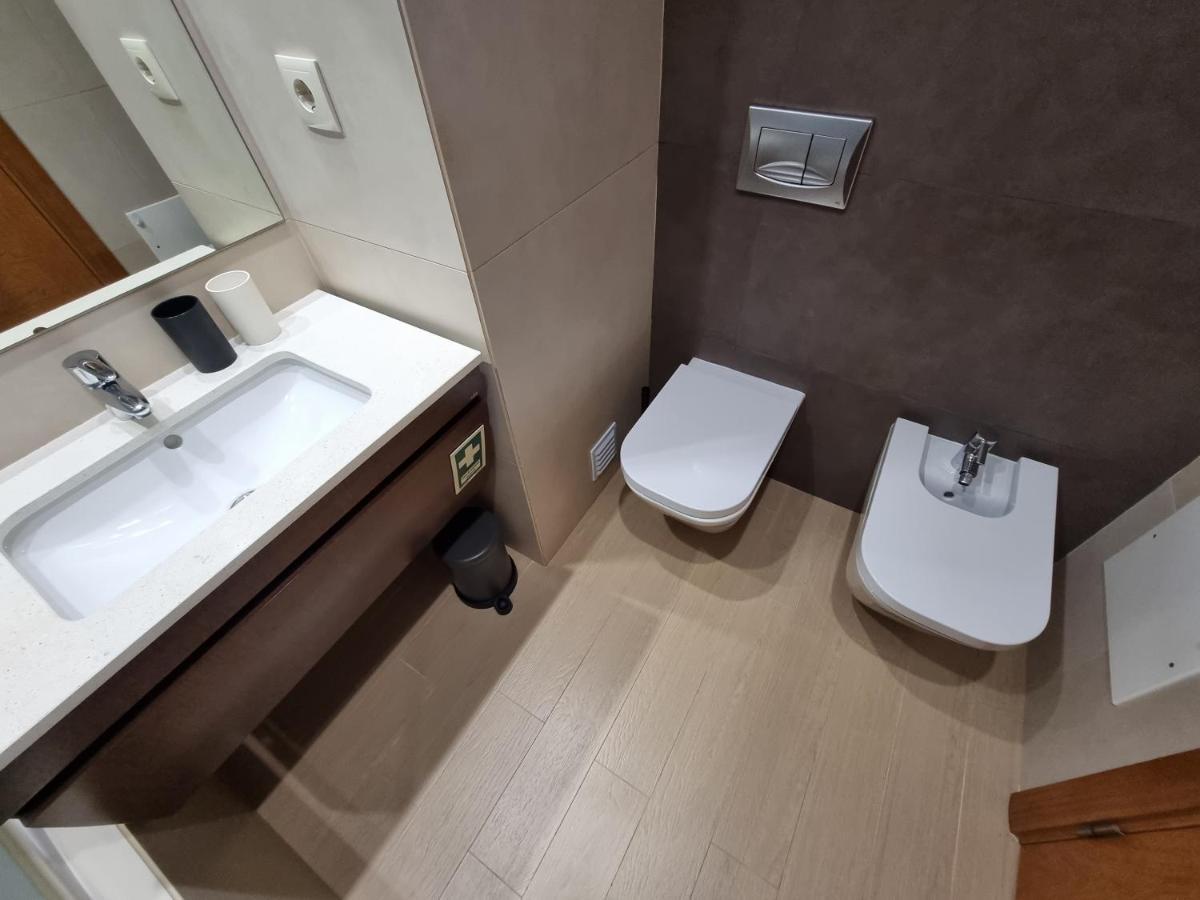Apartamento Na Praia Com Estacionamento Portimão Esterno foto