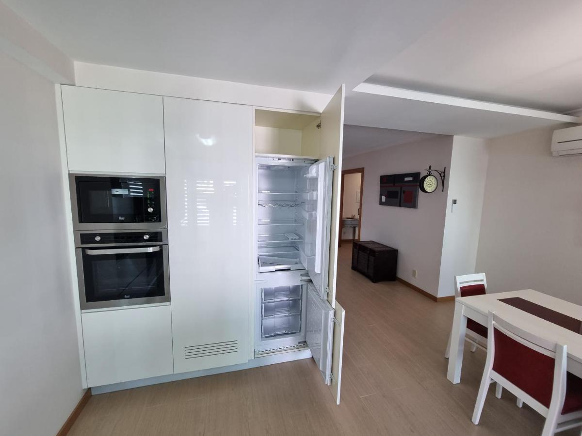 Apartamento Na Praia Com Estacionamento Portimão Esterno foto